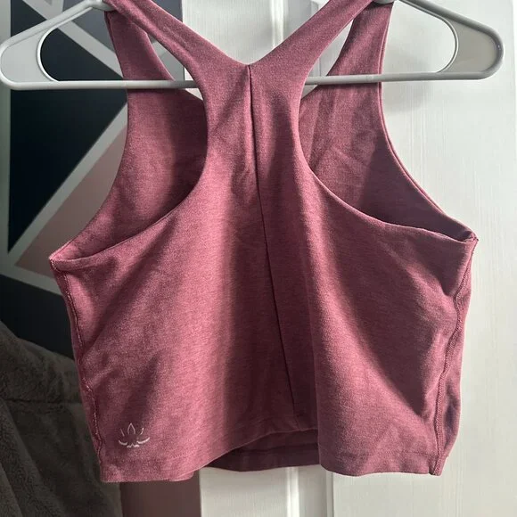 Beyond yoga Spacedye Refocus Cropped Tank - Picture 2 of 3